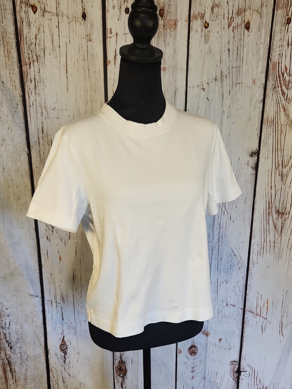 Nu-in Top T-Shirt Crisp White Opaque L Like New